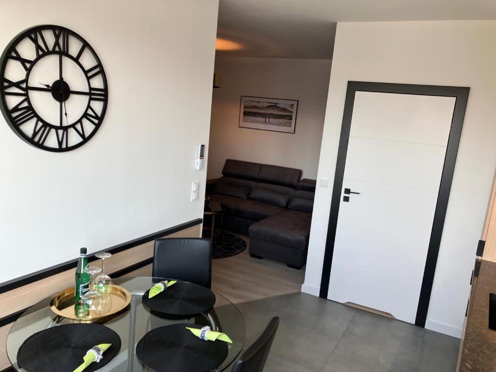 Apartport Nowoczesne Apartamenty Гдиня Екстериор снимка